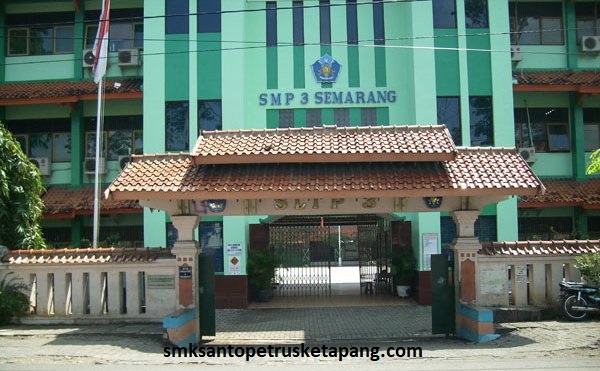 SMP Favorit dan Unggul 2023 di Semarang